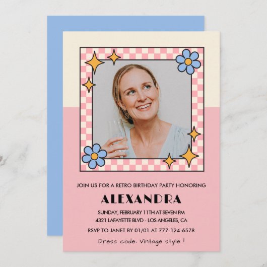 60e verjaardag uitnodiging Retro Groovy Pink Flowe (Voorkant / Achterkant)