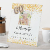 60e verjaardag wit goud foto confetti welkom reclamebord met voetstuk (Insitu)