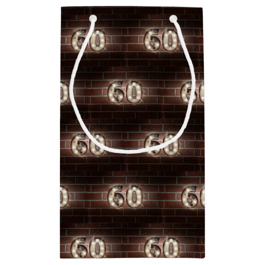 60e verjaardagsmarque lichten op baksteen klein cadeauzakje (Achterkant)