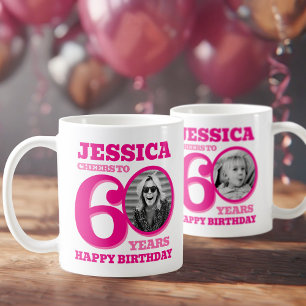 60th Birthday dubbelzijdige foto naam roze tekst Koffiemok