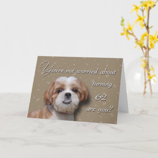 62e verjaardag Dog Kaart (Gele Bloem)