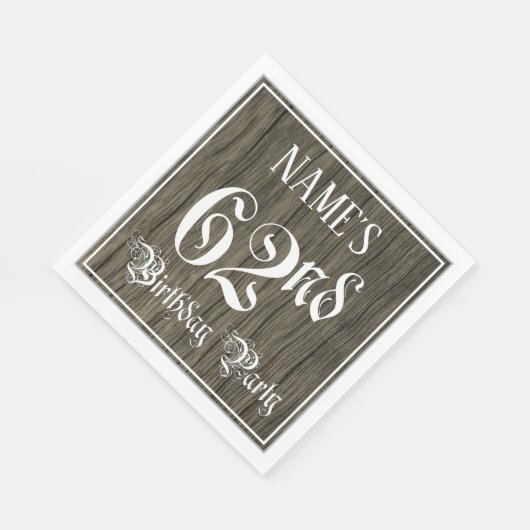 62e verjaardag — Fancy script, kijk op hout Servet (Hoek)