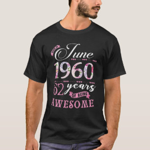 62e verjaardag Floral Gift for women Born, geboren T-shirt