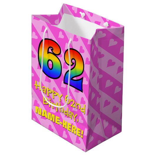 62e verjaardag: Leuke roze harten strepen; Regenbo Medium Cadeauzakje (Voorkant Gekanteld)
