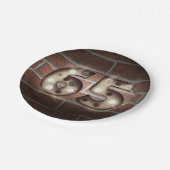 65e verjaardagsmarquee-teken op bakstenen muur papieren bordje (Gekanteld)