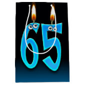 65th Birthday Kandles Medium Gift Bag Cadeauzakje (Voorkant)