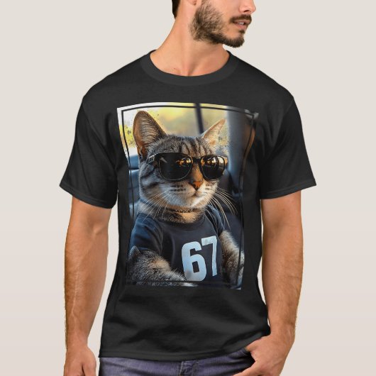 67 And Still Cool Funny Birthday Meme Cat  T-shirt (Voorkant)