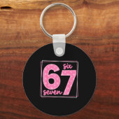 67 Funny Number 67 Birthday Meme  Sleutelhanger (Voorkant)