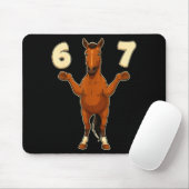 67 Horse Funny Gen Alpha Slang Kids Teens Number T Muismat (Met muis)