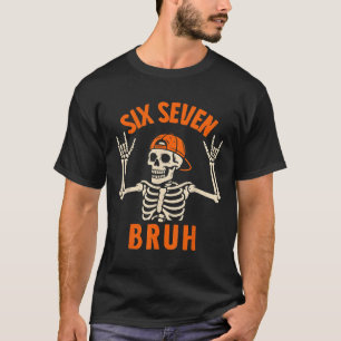 67 Meme 6 7 Grappige Halloween Skelet Rock On Six  T-shirt