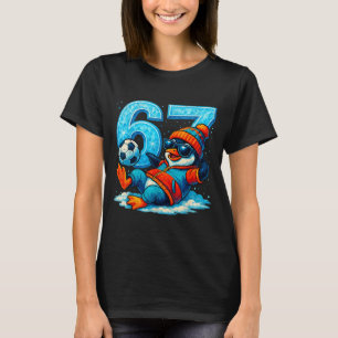 67 Pinguïn Voetbal Grappig Winter Meme Cadeau T-shirt