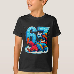 67 Pinguïn Voetbal Grappig Winter Meme Cadeau T-shirt