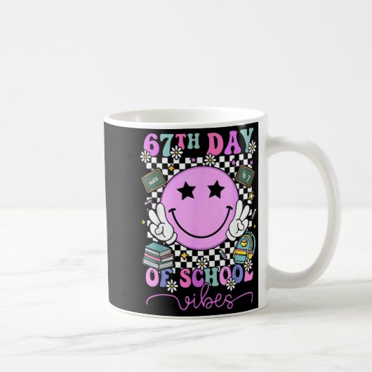 67th Day Of School Vibes Shirt 67 Days Smarter Smi Koffiemok (Rechts)