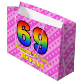 69e verjaardag: Roze strips & harten, regenboognr. Groot Cadeauzakje (Voorkant Gekanteld)