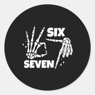 6 7 Meme Grappige Skelet Handen Halloween Koppels Ronde Sticker