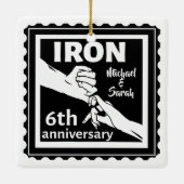 6 ^ e trouwdag traditioneel cadeauijzer keramisch ornament (Achterkant)