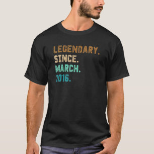 6 jaar oude legenda sinds 6 augustus 2016, zesde v t-shirt
