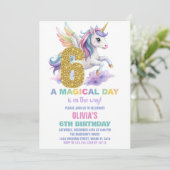 6e Rainbow Unicorn Invitations Anniversaire Vol (Debout devant)