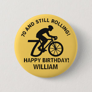 70 en nog steeds rollende fietser 70ste verjaardag ronde button 5,7 cm