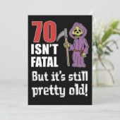 70 is niet dodelijk, maar oude grappige grimmige m kaart (Staand voorkant)