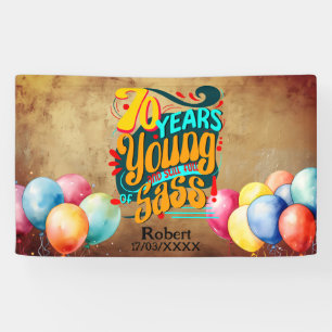 70 jaar jong nog steeds vol met Sass, Retro Groovy Spandoek