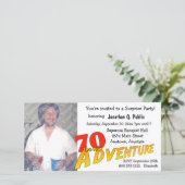 70e anniversaire Aventure Party Photo Invitation (Debout devant)