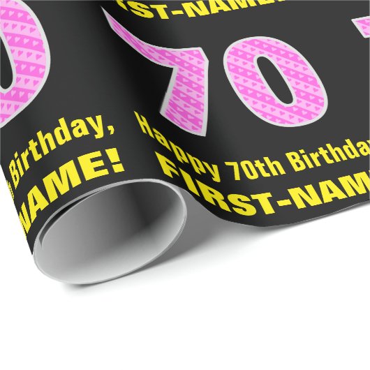 70e verjaardag: roze strepen en harten "70" + naam cadeaupapier (Rol Hoek)