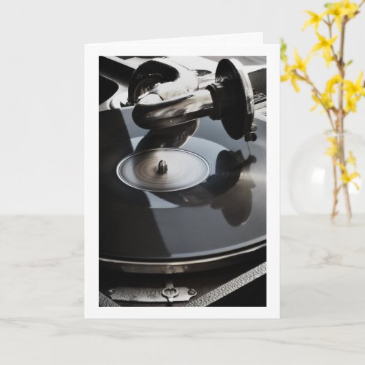 **70ste VERJAARDAG** HUMOR IN EEN RETRO VERJAARDAG Kaart (Gele Bloem)