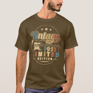 70th Birthday Gifts Guitar Lovers 1952 Edition 70 T-shirt