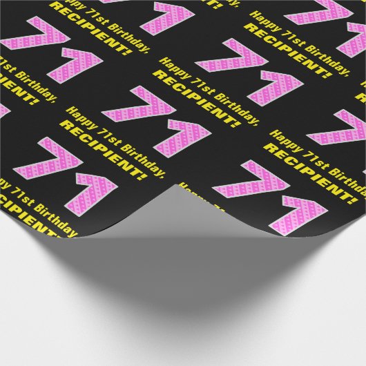 71e verjaardag: roze strepen en harten "71" + naam cadeaupapier (Hoek)