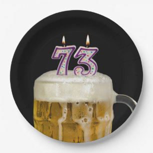 73e verjaardagsbier op zwart papier Bord