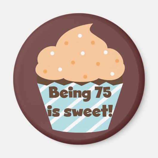 75 is Sweet Birthday T-shirts en cadeautjes Magneet (Voorkant)