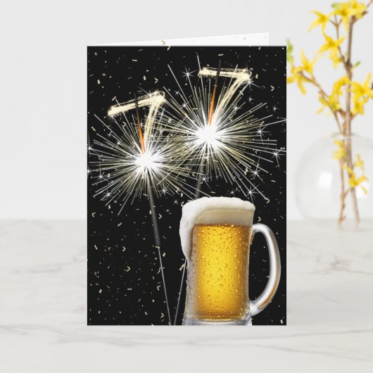 77e Verjaardag Sparklers Met Bier Mok Kaart (Gele Bloem)