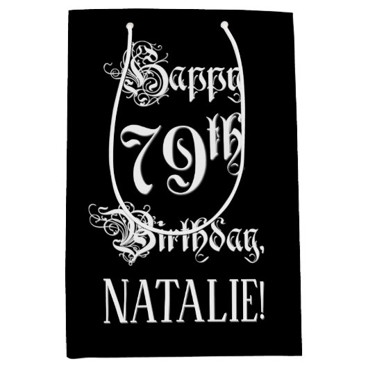 79e verjaardag: Fancy, elegant script + aangepaste Medium Cadeauzakje (Voorkant)
