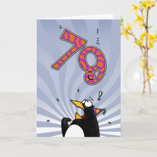 79e verjaardag - Penguin Surprise Kaart (Gele Bloem)