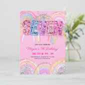 7e anniversaire Invitation Girl Editable Rainbow S (Debout devant)