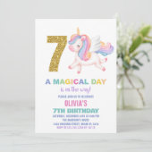 7e Rainbow Unicorn Invitations d'anniversaire (Debout devant)