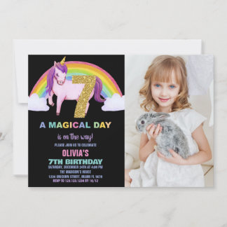 7e Rainbow Unicorn Verjaardag Uitnodigingen Foto