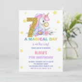 7e Unicorne florale Invitations d'anniversaire (Debout devant)