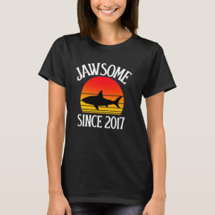 7e verjaardag Jawsome Sinds 2017 7 jaar oude haai T-shirt