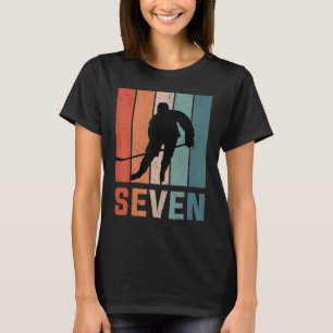 7e verjaardag Retro ijshockey 7 jaar oud hockey T-shirt