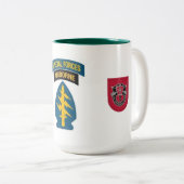 7ème TASSE de GROUPE de FORCES SPÉCIALES (Devant droit)