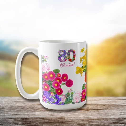 80e anniversaire fête florale bouquet café tasse