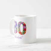 80e anniversaire floral coloré nom mug (Devant gauche)