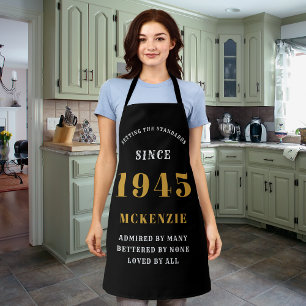 80e verjaardag 1945 Naam Chic Elegant Zwart Goud Schort