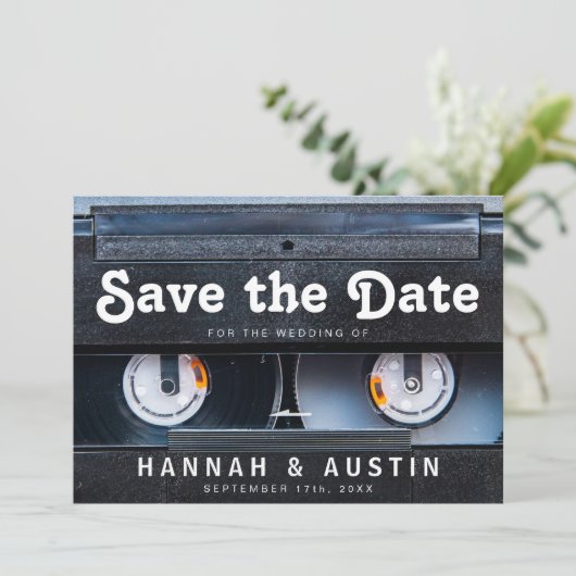 80s Retro Cassette 1980s Wedding Save the Date (Staand voorkant)