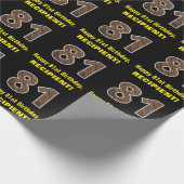 81e verjaardag: Naam & Faux Wood Grain Patroon "81 Cadeaupapier (Hoek)