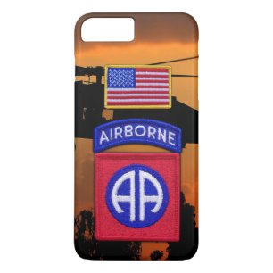82e ABN Airborne Division Fort Bragg Veterans iPhone 8 Plus / 7 Plus Hoesje
