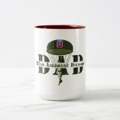82e Airborne Division "DAD" Travel Mug Tweekleurige Koffiemok (Center)