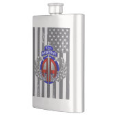 82e Airborne Division Dagger Design Flag Flacon (Links)